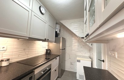 Resale - Apartment / flat - Torrevieia - San Luis