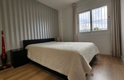 Resale - Villa - Torrevieia - Torrevieja