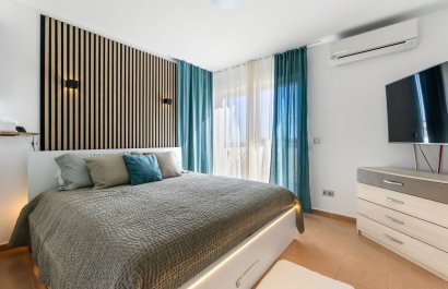 Resale - Townhouse / Duplex / Corner - Orihuela Costa - Villamartín