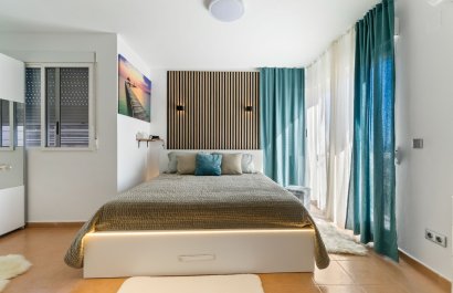 Resale - Townhouse / Duplex / Corner - Orihuela Costa - Villamartín