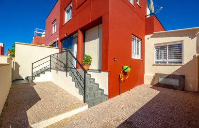 Resale - Townhouse / Duplex / Corner - Orihuela Costa - Villamartín
