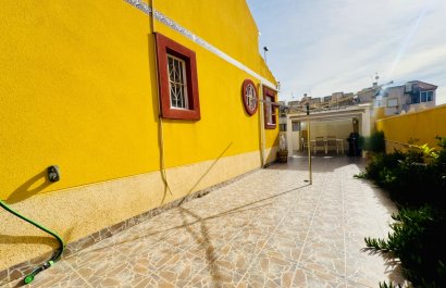 Resale - Townhouse / Duplex / Corner - Orihuela Costa - La Regia