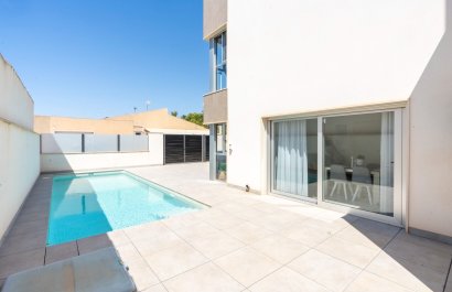 Resale - Villa - Santiago de la Ribera - Zona de la playa