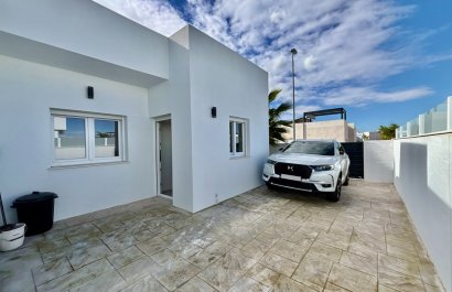 Resale - Villa - Benijofar