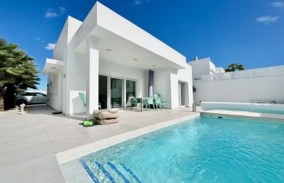 Resale - Villa - Benijofar