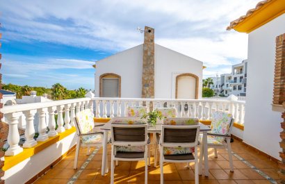 Resale - Villa - Orihuela Costa - Villamartín