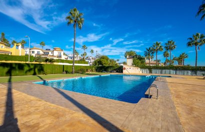 Resale - Villa - Orihuela Costa - Villamartín
