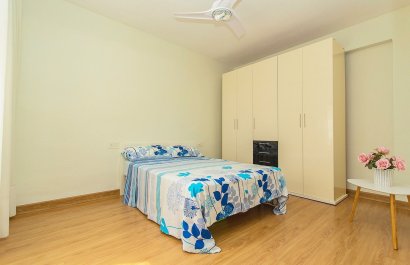 Resale - Apartment / flat - Torrevieia - Playa del Cura