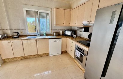 Resale - Villa - Benferri