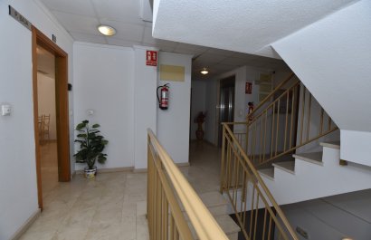 Reventa - Apartamento / piso - Algorfa