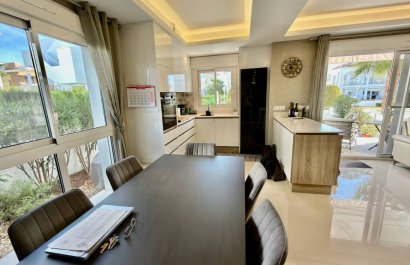 Resale - Apartment / flat - Ciudad Quesada