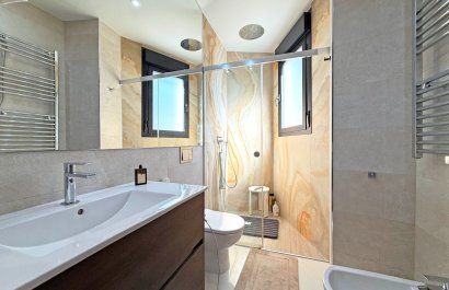 Resale - Villa - Orihuela Costa - Villamartín