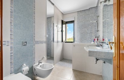 Resale - Villa - Alicante - Rebolledo