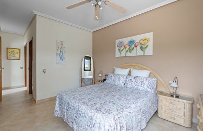 Resale - Villa - Alicante - Rebolledo