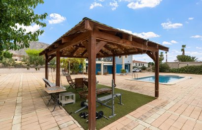 Resale - Villa - Alicante - Rebolledo