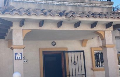 Herverkoop - Villa - Orihuela Costa - La Zenia