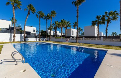Resale - Townhouse / Duplex / Corner - Algorfa - La finca Golf