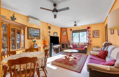 Resale - Villa - Bigastro