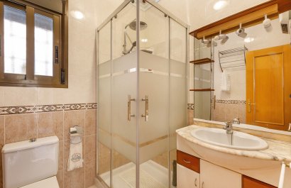 Resale - Villa - Bigastro