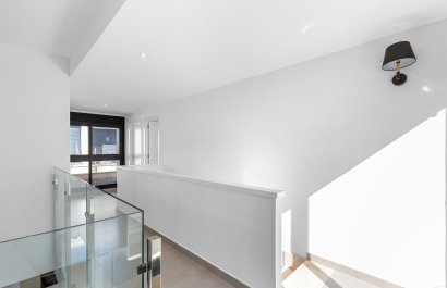 Resale - Villa - Vistabella