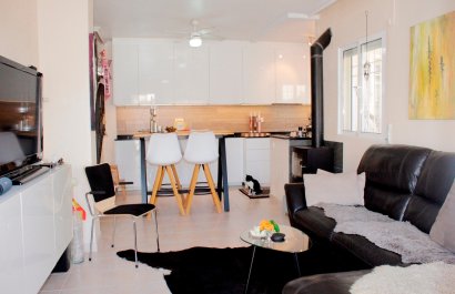 Resale - Villa - Villamartín - PAU 8