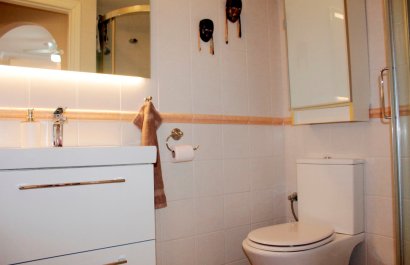 Resale - Villa - Villamartín - PAU 8