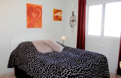 Resale - Villa - Villamartín - PAU 8