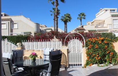 Resale - Villa - Villamartín - PAU 8