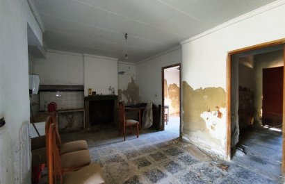 Resale - Townhouse / Duplex / Corner - Planes