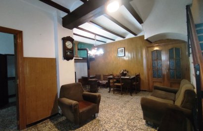 Resale - Townhouse / Duplex / Corner - Agres - town