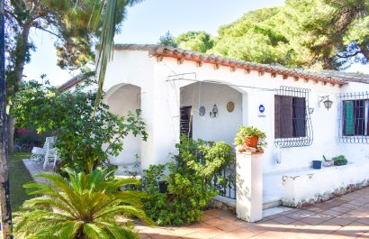 Resale - Villa - Orihuela Costa - Punta Prima