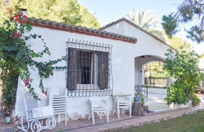 Resale - Villa - Orihuela Costa - Punta Prima