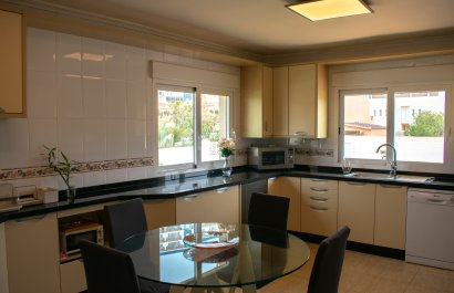 Resale - Villa - La Manga del Mar Menor