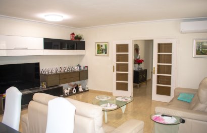 Resale - Villa - La Manga del Mar Menor