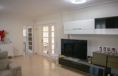 Resale - Villa - La Manga del Mar Menor