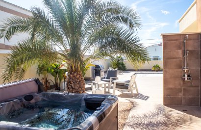 Resale - Villa - Torrevieia - La Siesta