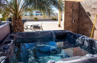 Resale - Villa - Torrevieia - La Siesta