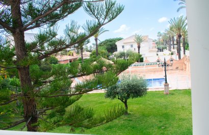 Resale - Villa - Orihuela Costa - MUY CERCA DE LA PLAYA