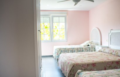 Resale - Villa - Orihuela Costa - MUY CERCA DE LA PLAYA