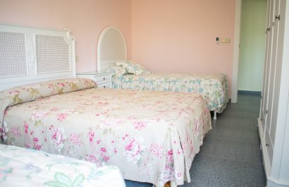 Resale - Villa - Orihuela Costa - MUY CERCA DE LA PLAYA