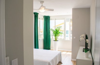 Resale - Townhouse / Duplex / Corner - Orihuela Costa - Punta Prima