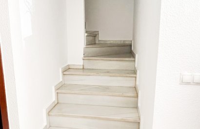 Resale - Apartment / flat - Torrevieia - Center