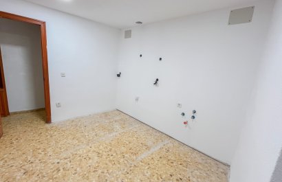 Resale - Apartment / flat - Alicante - Center