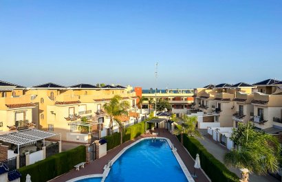Resale - Townhouse / Duplex / Corner - Pilar de la Horadada - Torre de la Horadada