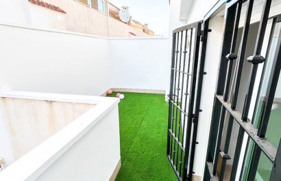 Resale - Townhouse / Duplex / Corner - Pilar de la Horadada - Torre de la Horadada