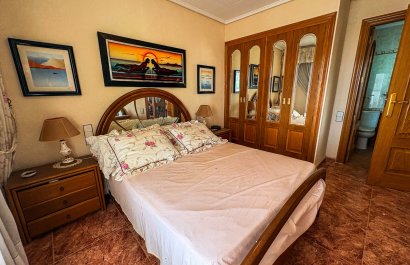 Resale - Apartment / flat - Santa Pola - Puerto
