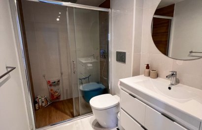 Resale - Villa - Torrevieia - Torrevieja