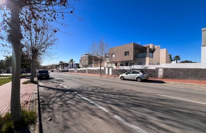 Resale - Villa - Torrevieia - Torrevieja