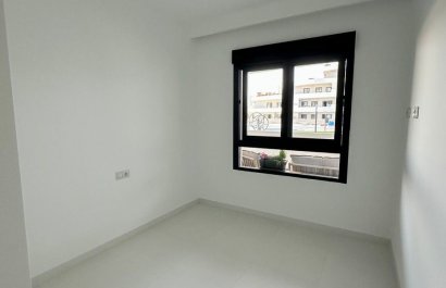 Resale - Apartment / flat - San Miguel de Salinas - Urbanizaciones