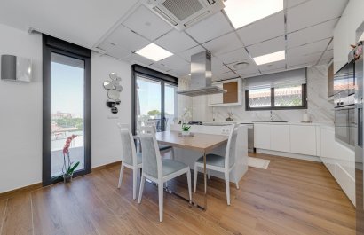 Resale - Villa - Torrevieia - Torrevieja